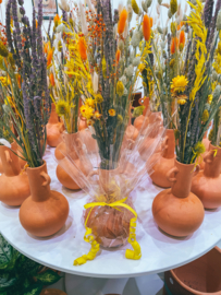 Vase with dried flowers (Gift-wrapped)