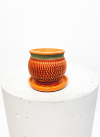 Red & green engraved "moyo" terracotta pot D10