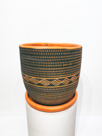 (IN SHOP ONLY!) All black engraved high curved terracotta pot N4 - D30 H30