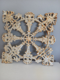3043 Gietijzeren ornament