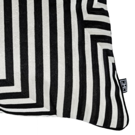 EICHHOLTZ PILLOW SPRAY RECTANGULAR BLACK & WHITE