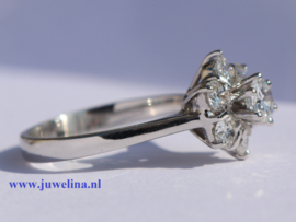 Gereserveerd 18 kt gouden ring 0.75 ct briljant geslepen diamanten VS-G