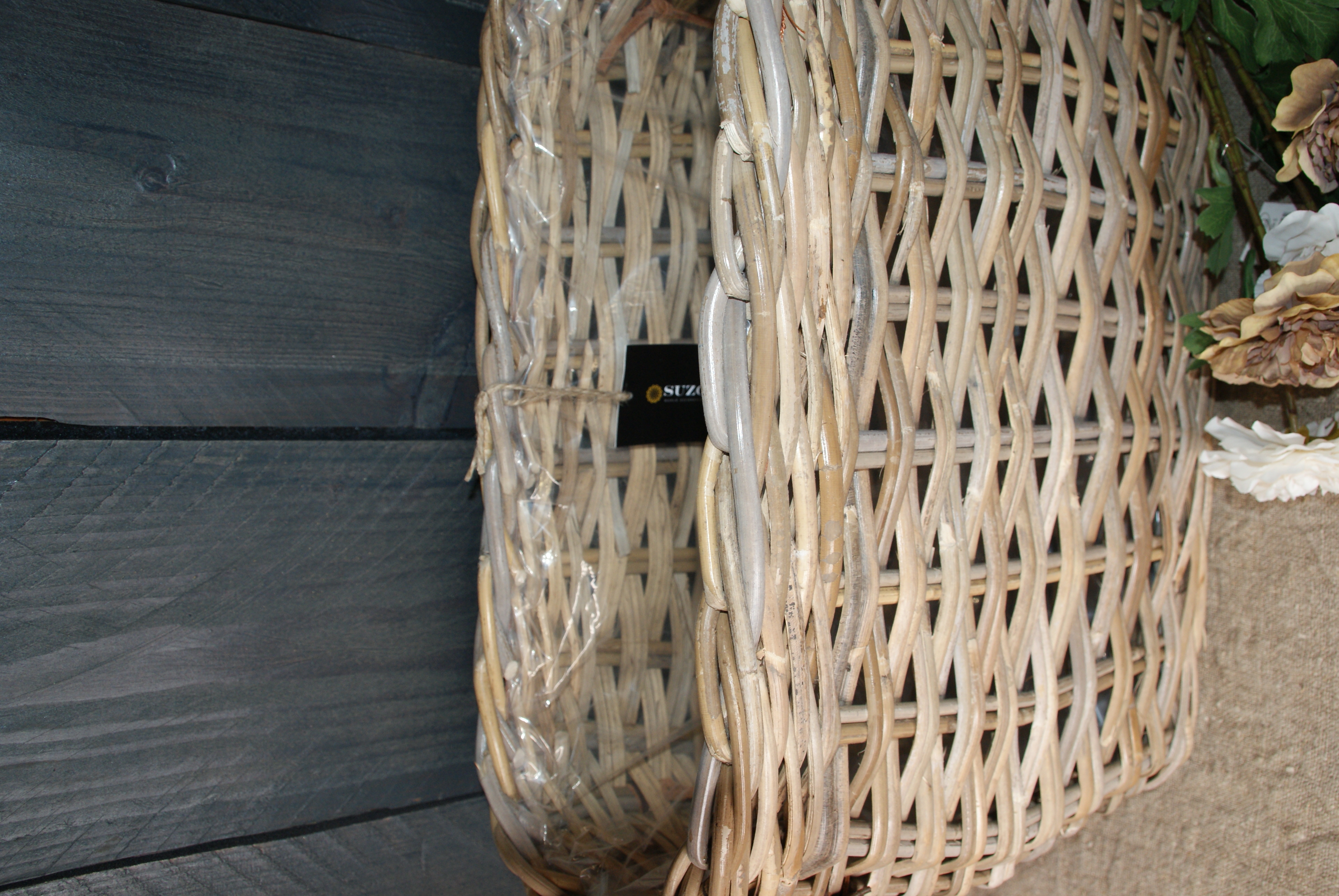VENSTERBANK BASKET LUNA- M