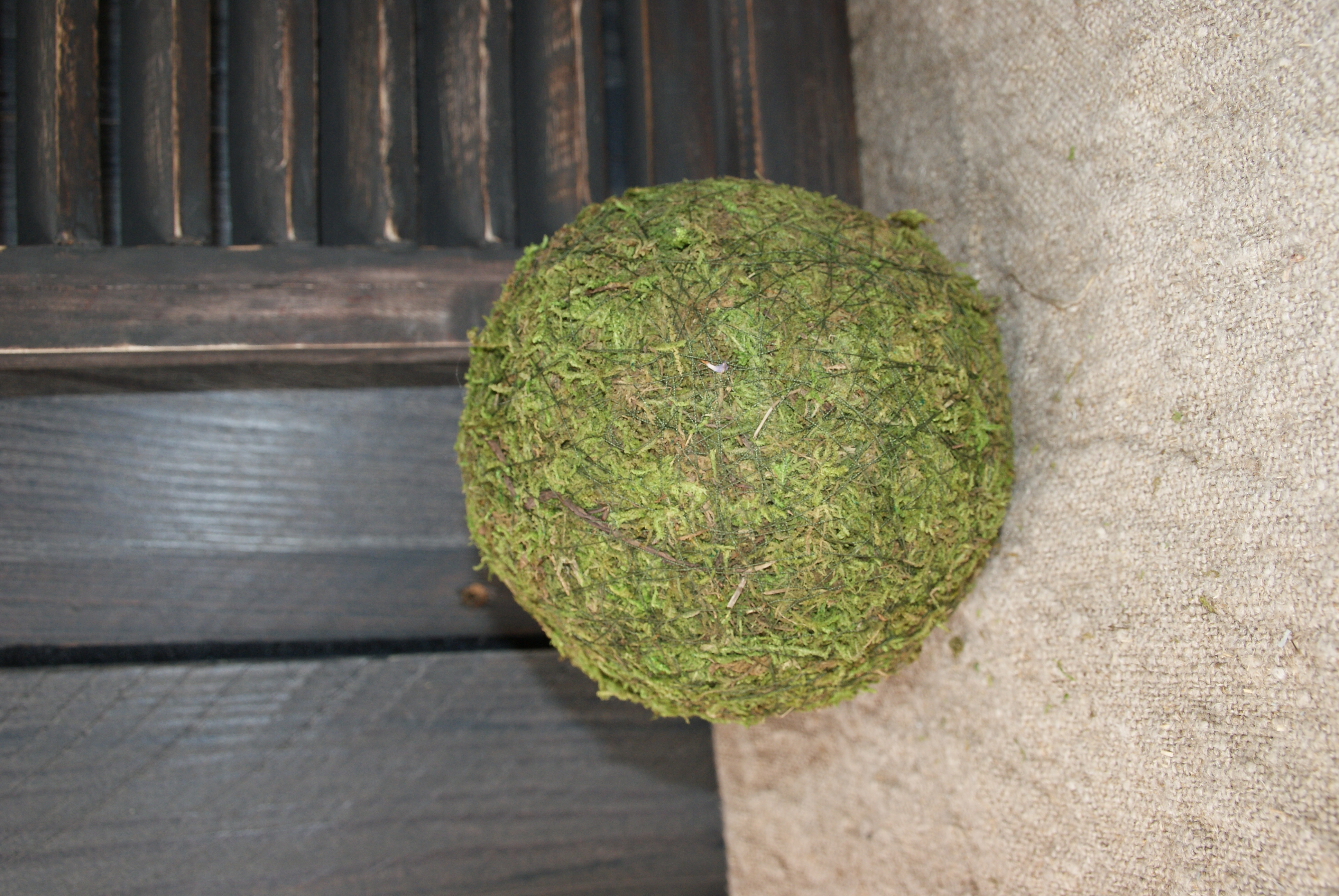 MOSBALLEN 2 MATEN
