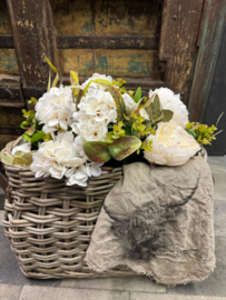 BLOEMENBOEKET - CREME/ WIT
