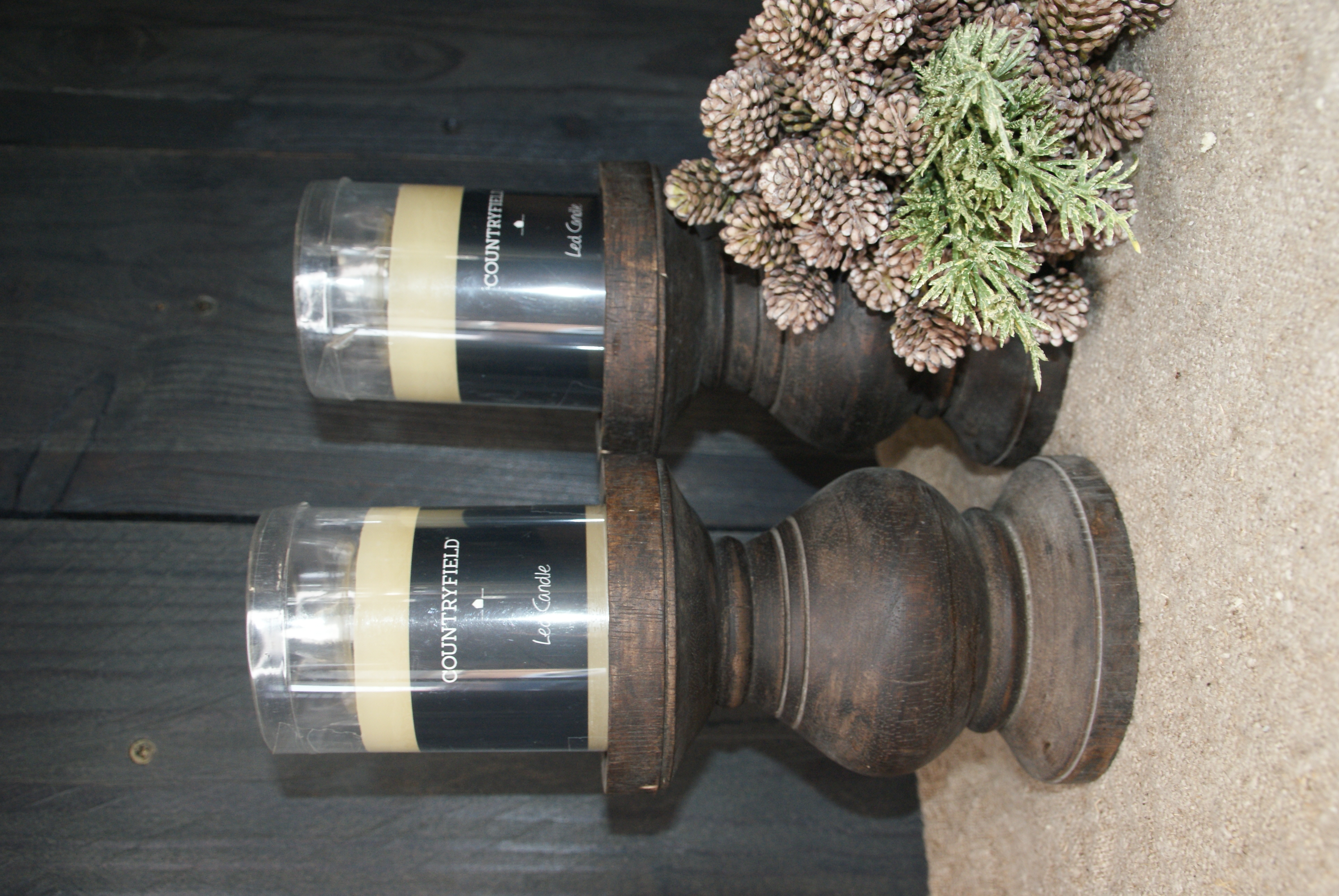 HOUTEN KANDELAAR