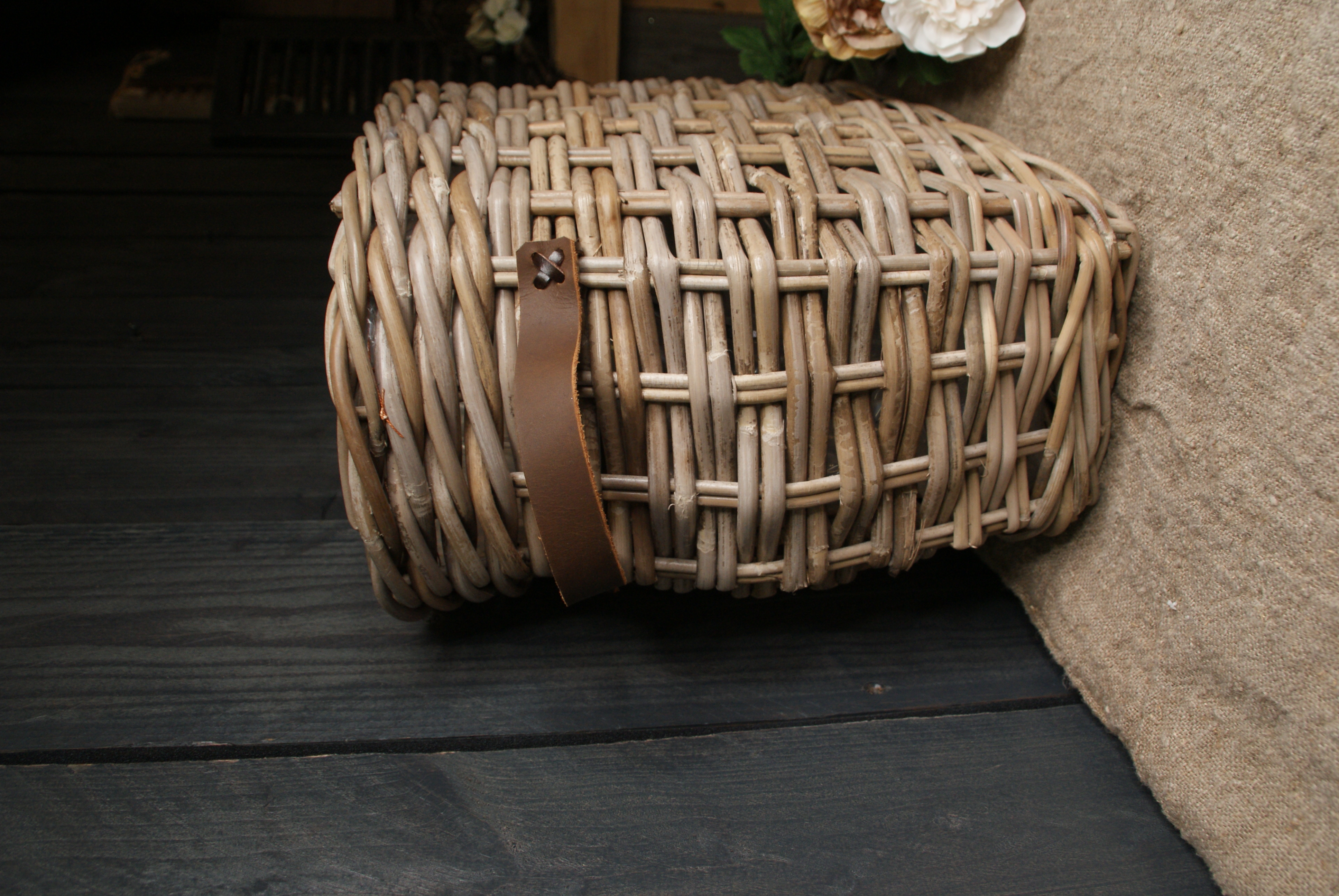VENSTERBANK BASKET LUNA- S