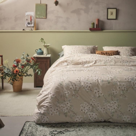 zand Beddinghouse Blooming Flowers - 155 x 220 cm - Sand 326660