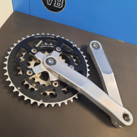 White Industries Crankset w/ NOS RaceFace Chainrings