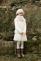 Lang Yarns breiboek Fam 222, Elle tricote