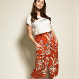 Bittoun warm oranje met bladmotief (coupon 3.20m)