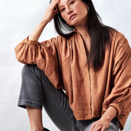 Atelier Brunette  La Blouse