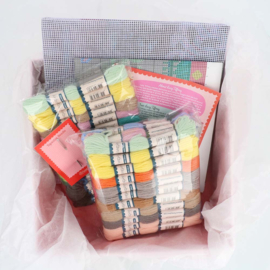 Lucy Tiffney Tapestry borduurkits