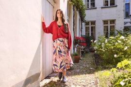 Atelier Jupe - Off white viscose with coloured plant leaves