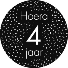 Sticker Hoera 4 jaar (per stuk)