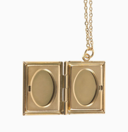 Boekvormige medaillonketting in geschenkdoos