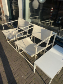 SET VAN 2 RADBOUD VAN BEEKUM KUBUSSTOELEN