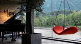 FLYING CHAIR VERNER PANTON