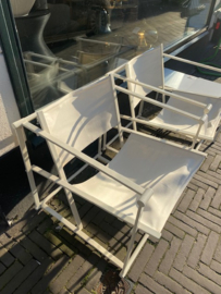 SET VAN 2 RADBOUD VAN BEEKUM KUBUSSTOELEN