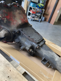 225CUI met 3 speed handbak 1964