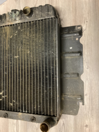 Radiateur Dart 1967 slant six 225 cui