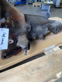 225CUI met 3 speed handbak 1964