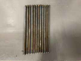 Set van 12 stoterstangen slant six 1969
