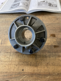 Output shaft support