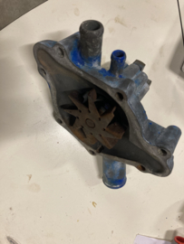 Waterpomp small block v8
