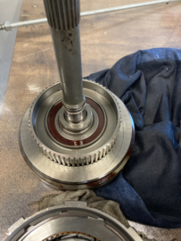Front en rear clutch retainer TF 727