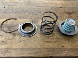 Low and reverse servo