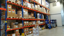 Veilig werken met gevaarlijke stoffen in een warehouse