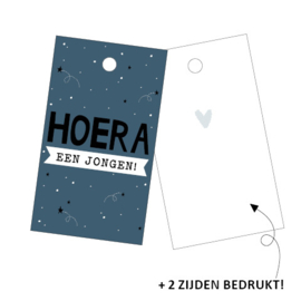 Cadeaulabel - HOERA een jongen! - blauw - per stuk