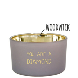 Soja geurkaars - You are a diamond / amber's secret (woodwick)