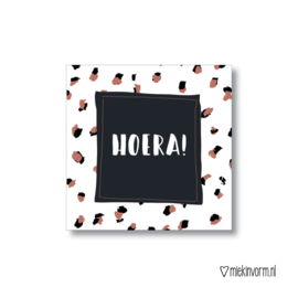 Cadeaulabel - Hoera vlekken / vierkant - per stuk
