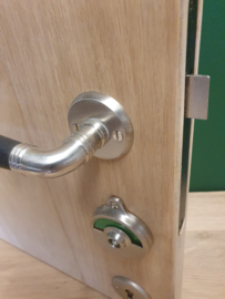 Toiletoverslag mat nikkel