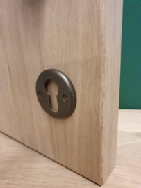 Cylinderslotplaat ijzer geroest