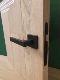 Intersteel Deurkruk Hera vierkant rozet zwart