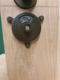 WC deursluiting ijzer geroest