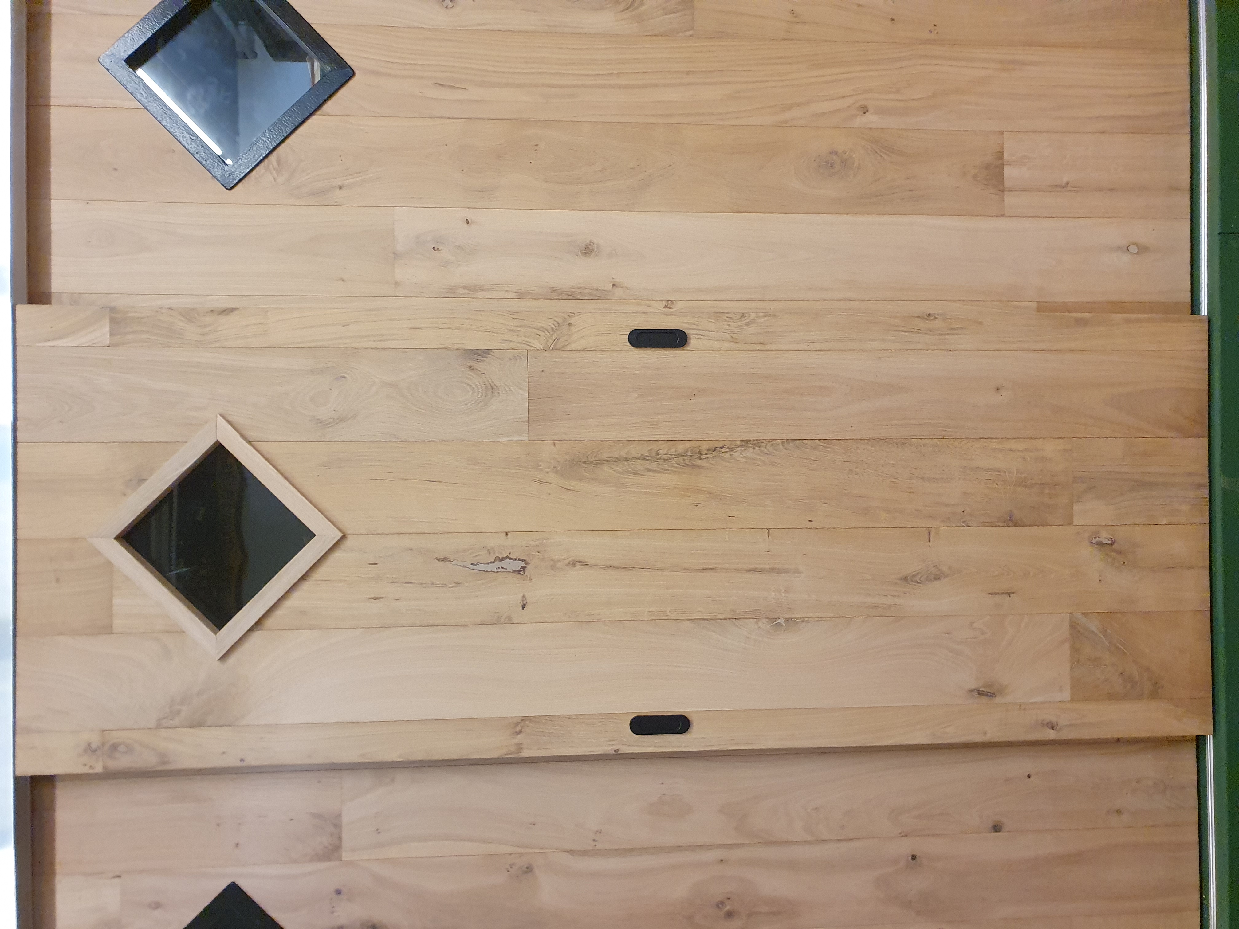 Binnendeur eiken met ruit in houten frame