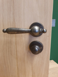 WC deursluiting ijzer geroest