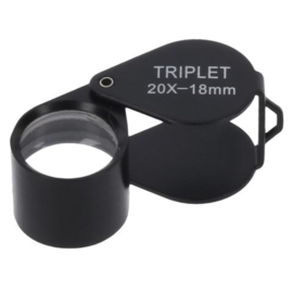 Triplet 20x   18mm   in lederen hoesje