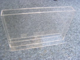 Cuvette  kunststof  30 x 20 x 3 cm  met barst