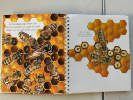 Informatieboek Bijen