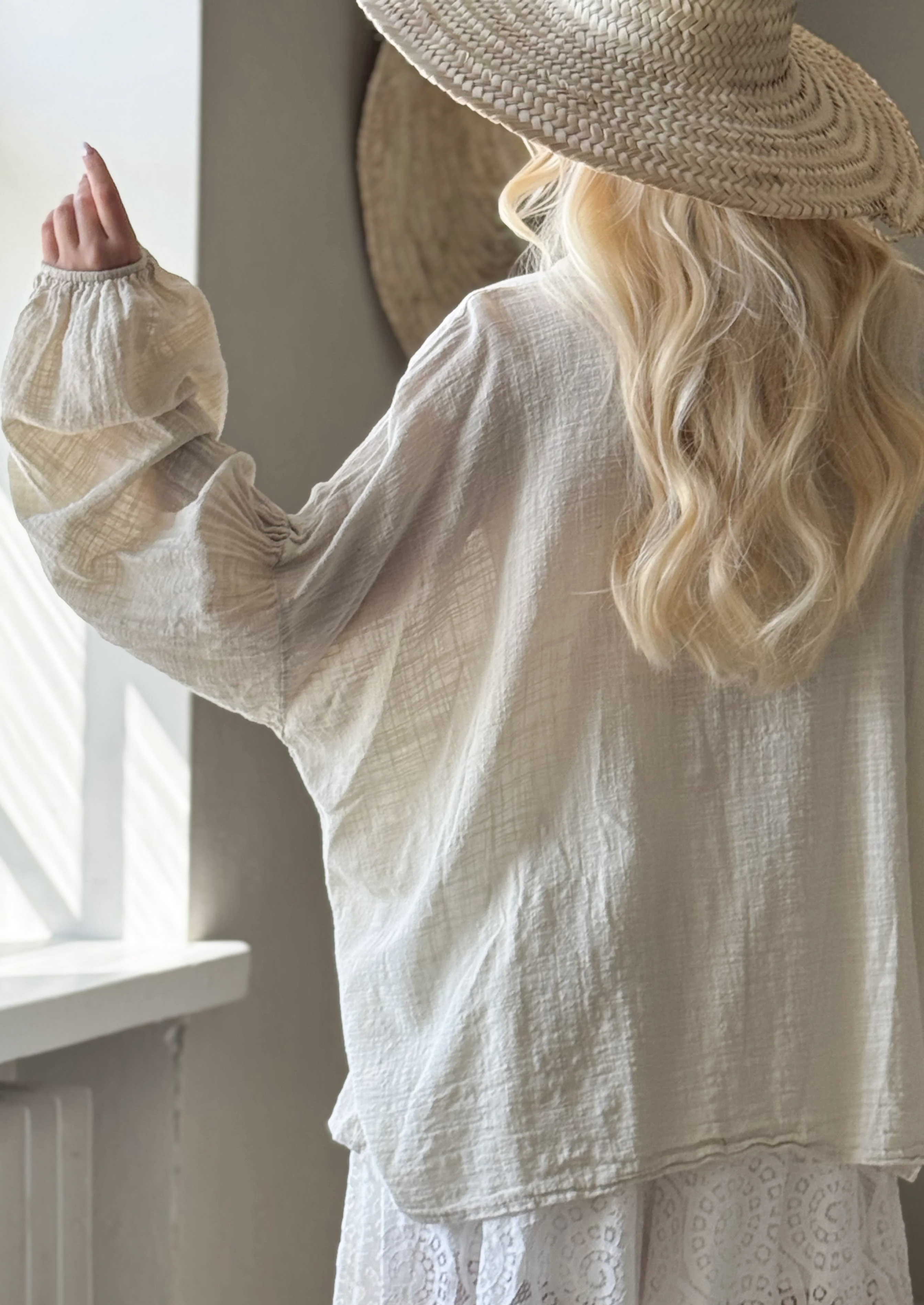 BYPIAS CHALKY BLOUSE SAND