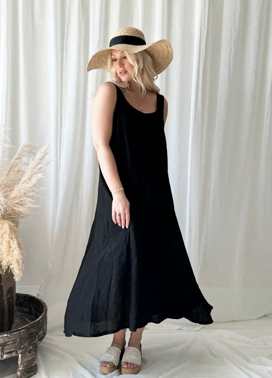 BOHIEMIANA. MADDALENA LINNEN DRESS BLACK