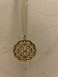 Suenia Zurich Essential Gold Necklace