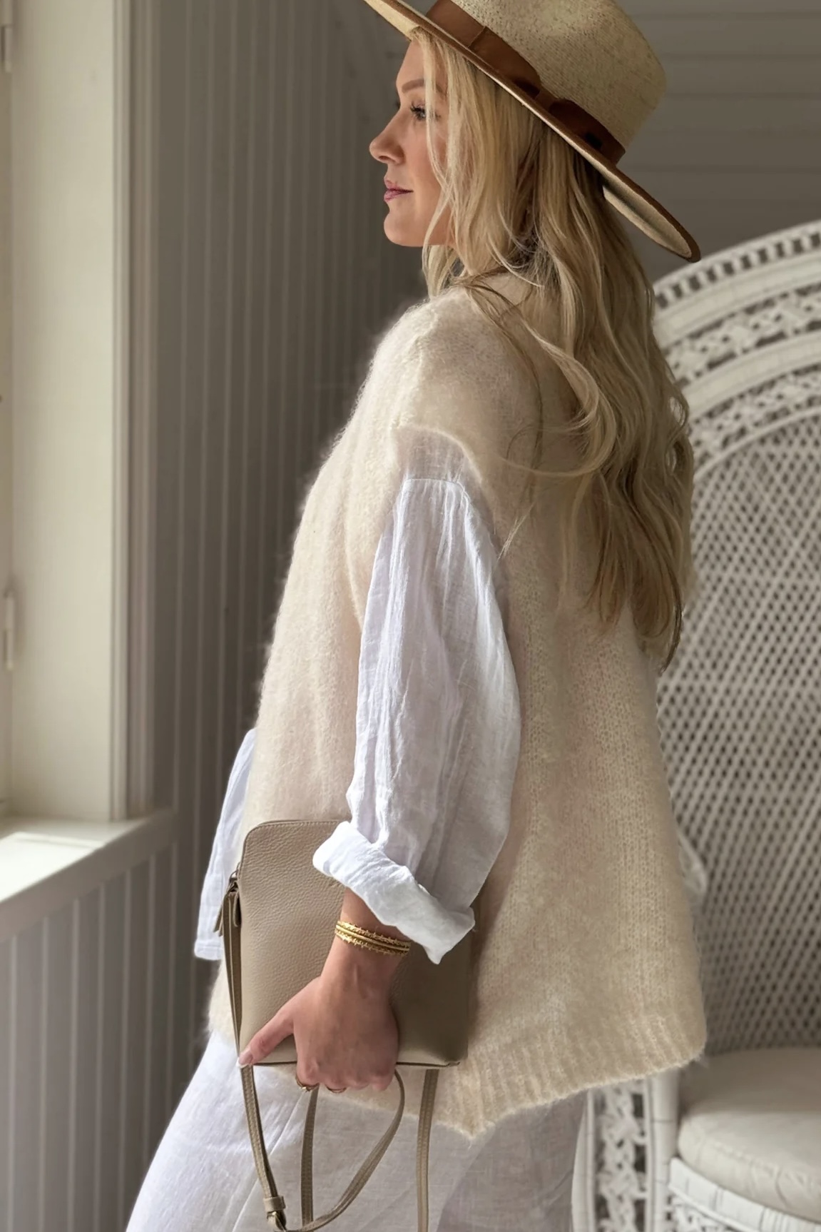 BYPIAS BOHEMIANA MALLORA MOHAIR VEST OFF WHITE