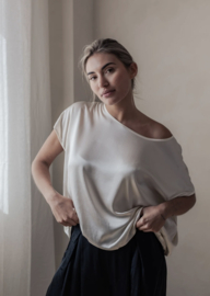 BYPIAS, BOHEMIANA  SATIN LUXERY ELLERY TOP VANILLA
