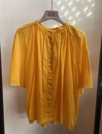Même Road  Mousseline blouse met halve mouwen banana M5186C